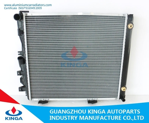 China De Radiator van het Benzaluminium W124/230E '84 - 93 PA32/36 BIJ DPI 453 OEM 124 500 2803/9003 leverancier