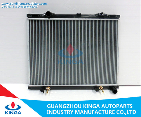 China Koelend 02 - 05 Hyundai Radiator voor OEM 25310-3E300/3E350 van SORENTO 3.5i V6'02-05 leverancier