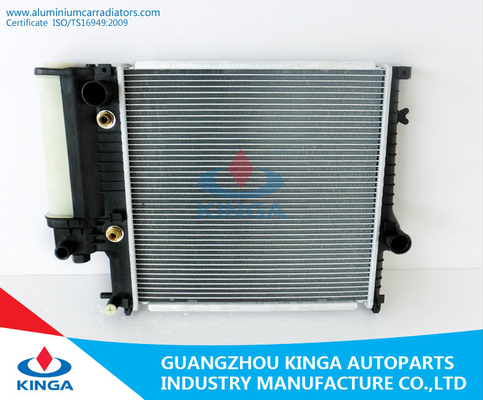 China Auto de Autoradiator van het Delenaluminium voor BMW 316/318/320/325 90 OEM 1719264/1723528 BIJ leverancier