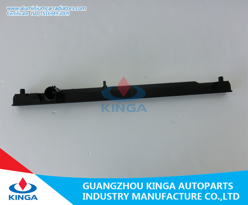 China Van de de Tankradiator van de hoge Prestatiesbodem Plastic MT 04 GRX121/2 van TOYOTA REIZ leverancier