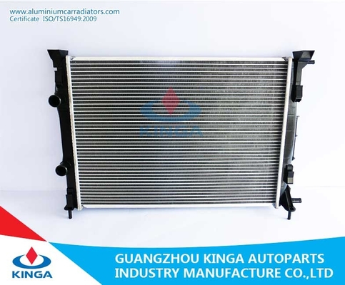 China 16mm/26mm de Radiators van de Aluminiumauto voor Megane'02-MT &amp; Scenic'03-MT van Renault leverancier