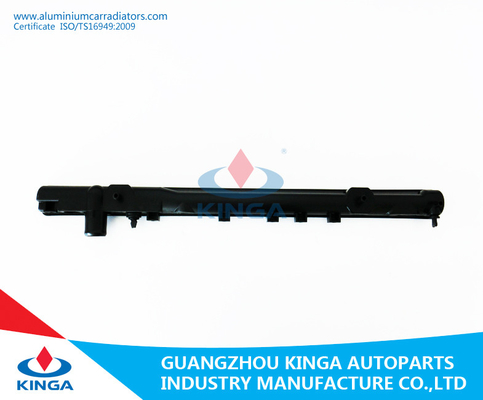 China Van de de Radiatortank van plastic de Tankmitsubishi lancer '92-94 van de Autoradiator de Reparatiepa 66 Materiaal leverancier