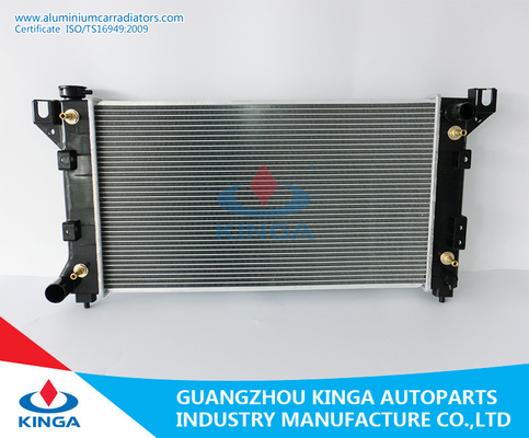 China OEM 4682587/4682587AB Autoradiator voor CARAVAN 2.4L 1996-2000/REIZIGER 2.4L 1996-2000 leverancier