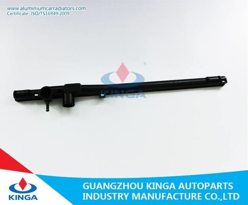 China Plastic de Radiatortank van Toyota Crown'92-96 JZS133 voor Autoauto Met water gekoelde Stijl leverancier