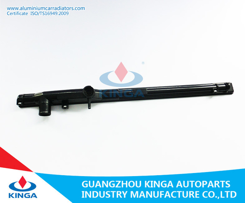 China Van de de Radiator Plastic Tank van LEXUS'01-03 LS430 de Reparatie Materiële PA66 OEM 16400-50230/50250 leverancier