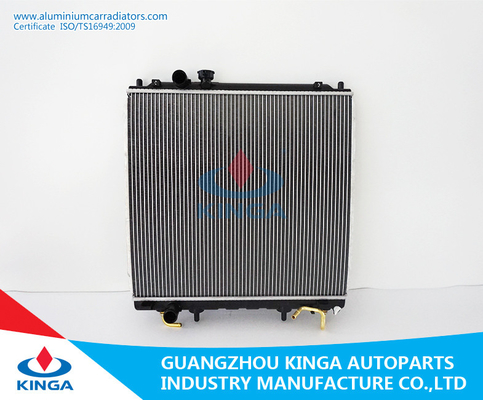 China De Ventilator van olierdiator voor Hyundai 2001 Oem 25310-H1810 van Terracan 3.5i V6 4wd de radiator van het Reparatiealuminium leverancier