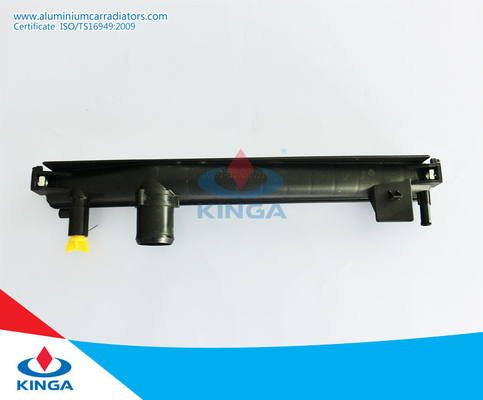 China Plastic Radiatortank van Autoradiator voor Toyota Previa Rav 4 2007 ACR50/ACA30 BIJ leverancier