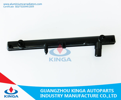 China OEM 17700-52D00 van MT van Suzuki de Grote Vitara'01 Reparatie van de Radiator Plastic Tank leverancier