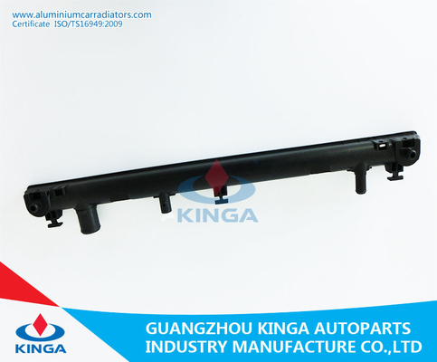 China Plastic lagere tank voor de Autoradiator van de Wagen G15 96-02 van Suzuki Caltus leverancier