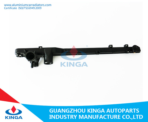 China De uitstekende van de tank autodelen van het autowater reparatie van de de radiatortank plastic auto voor TATA leverancier
