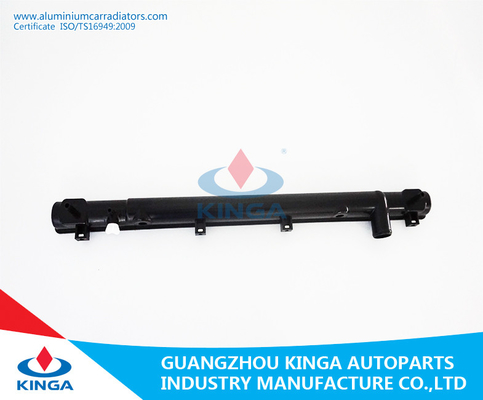 China De autotoebehoren vervangen plastic radiator zijtank voor DIAMANTE'97-00 leverancier