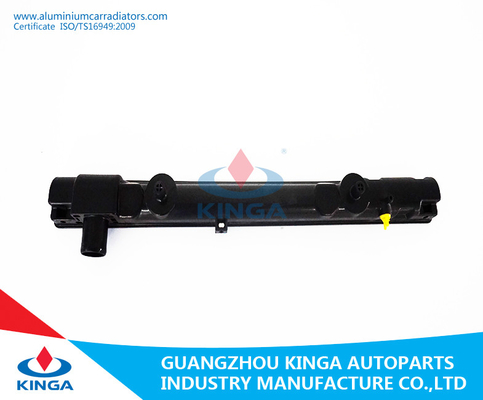 China Van de de Radiator het Plastic Tank van BESTELWAGENl200'96-00 MT Materiaal die van de de Bodemtank PA66 zich het Verzetten dragen tegen leverancier