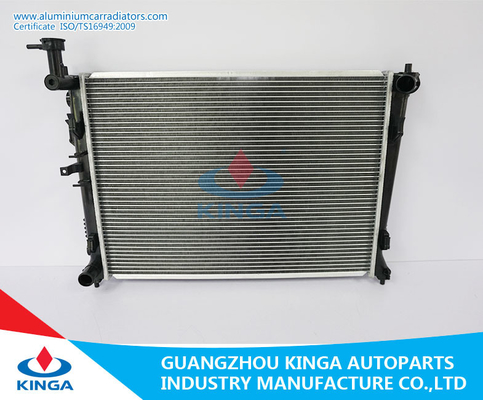 China Van het de Radiator Materiële Plastic Aluminium van MT Hyundai van KIA FORTE'10-12 de Autoradiators leverancier