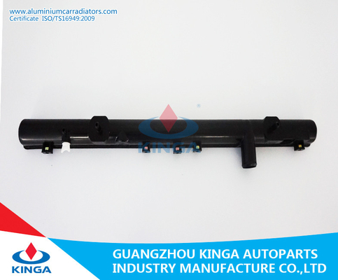 China Tanks van de de vervangingsradiator van auto de autodelen voor RUIMTErunner'91 Mitsubishi leverancier