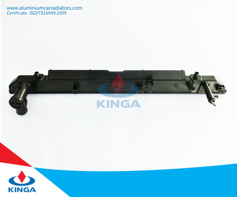 China Voor Toyota-Radiator RAV4 ′ 03 Aca21-Reparatie 16400-22120 van de Radiator Plastic Tank leverancier