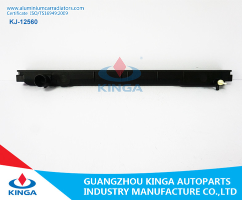 China De Tanks van de vervangingsradiator voor Autoradiator TOYOTA/LEXUS TACOMA'95-04 leverancier