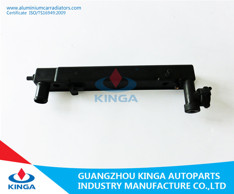 CHINA Pa66 Verlaten Radiator Plastic Tank voor Gmc-Commodorevt V6 2000 leverancier