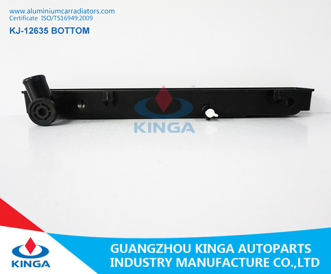 China OEM 16400-5B251 Plastic Radiatortank voor Toyota Dyna CK-ly201'97-99 BIJ leverancier