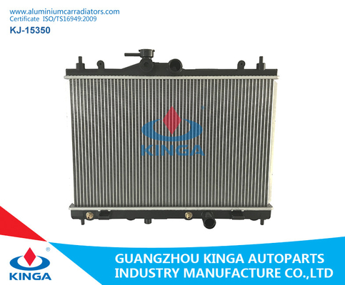 China TS16949 kleine Aluminiumradiator van 2011 Nissan Versa OEM 21460-ED000/Ed100 leverancier