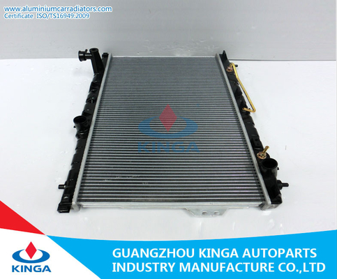 Autoradiator voor Hyundai SANTAFE 2001 2004 BIJ OEM 25310-26050/25310-26450 leverancier