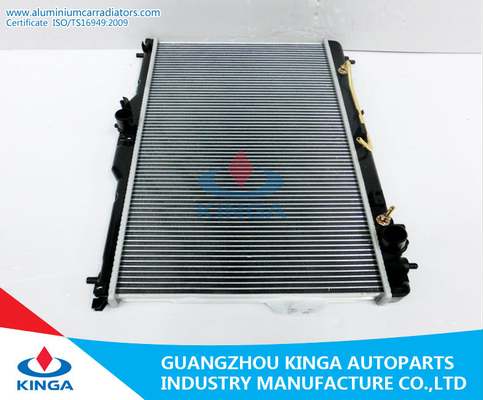 OEM 25310-26410 2004 de Automobielradiator van Hyundai voor PA van HYUNDAI SANTAFE/16 BIJ leverancier