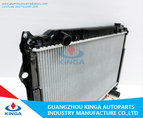 De Verticale Radiators LANDCRUISER 96 - 98 van Toyota BIJ PA &amp; PC 32mm/36mm/48mm/49mm leverancier