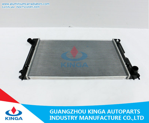 De Prestatiesradiator TOYOTA AVENSIS 03-06 van TOYOTA COROLLA 01-04 de Binnenlandse Radiators van MT leverancier