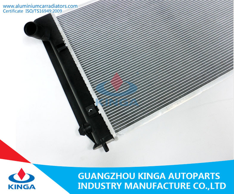 De Prestatiesradiator TOYOTA AVENSIS 03-06 van TOYOTA COROLLA 01-04 de Binnenlandse Radiators van MT leverancier