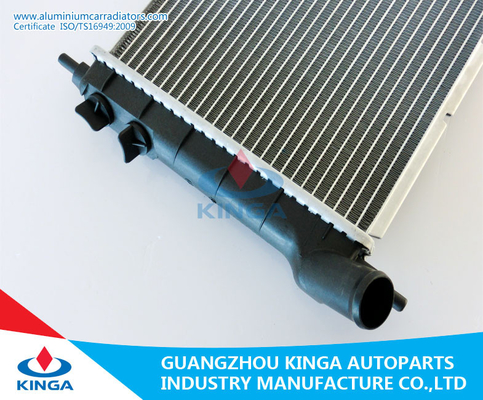 Opel Cambo/Corsa B 93 - 00 Radiators 1300152 van de Aluminiumauto leverancier