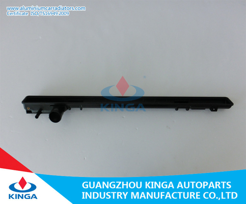 PA66 38mm de Vloeibare Plastic Tank PREVIA 1990-94 TCR10 van de Opslag Hoogste Radiator leverancier