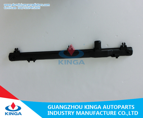 De Radiator Plastic Tank TOYOTA REIZ GRX121/2 04 MT van de radiator Hoogste Tank leverancier