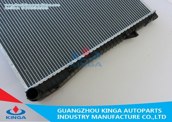 1439104 autodelenradiators de Plastic Tank voor van BMW X5 E53 van MT 2000 - 03 leverancier