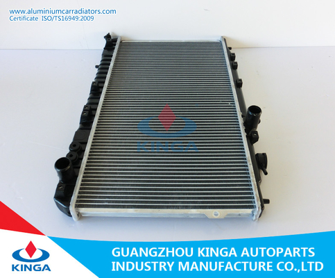 Elantra/van Lantra '90-95 de Radiatoroem 25310-28000/28200/28A00 van MT Hyundai Automobielradiator leverancier