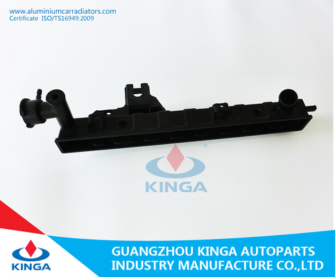 De zwarte Plastic Tank van de Afzetradiator voor Chrysler Grote Cherokee 1999 tot 2000 leverancier