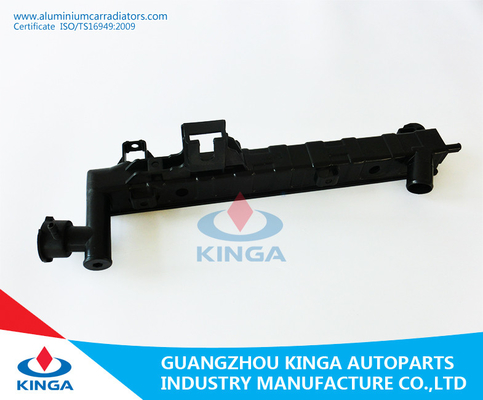 De zwarte Plastic Tank van de Afzetradiator voor Chrysler Grote Cherokee 1999 tot 2000 leverancier