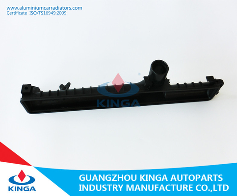 BIJ de Plastic Tank BWM 316/318/320/325 van de Transmissieradiator leverancier