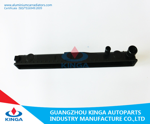 De vloeibare Plastic Tank van de Opslagradiator voor Benz E - Klasse W124 E250D 84 MT leverancier