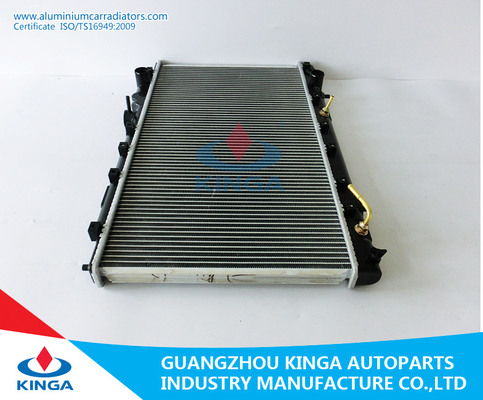 Van de Autoradiators van het Motoronderdelenaluminium OEM MB538547 Mitsubishi Hoge Prestatiesradiators leverancier