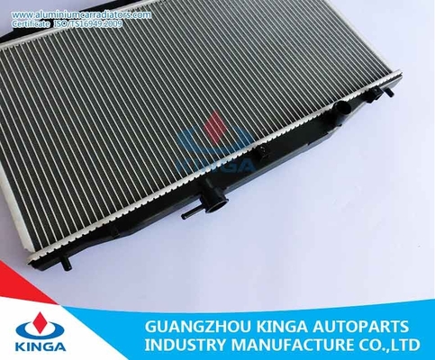 Xinlifan 520 MT PA16/26 de Radiatorsaftermarket van de Douaneauto Aluminiumradiators leverancier