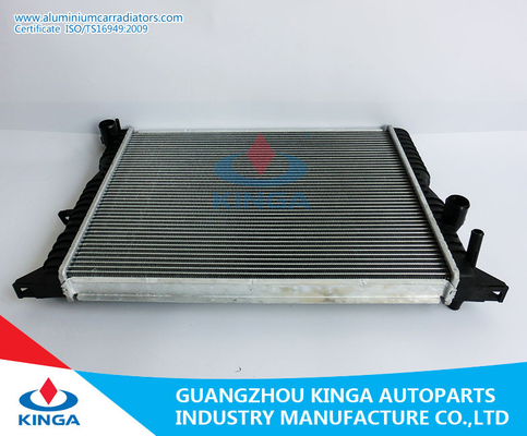 De Radiators van de aluminiumauto voor LAND ROVER-VERDEDIGER 2.5 TD 'OEM PCC001020 van 98-MT leverancier