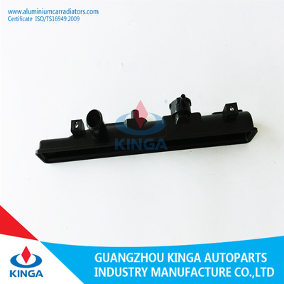 Van de de Radiator Plastic Tank B5C8-15-200B van MT van Mazda DEMIO '98 PW3W de Radiator Hogere Dekking leverancier