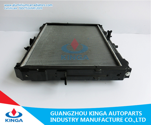 Het grote van de de Autoradiator van Verkoopmazda BONCO'98-03 Aluminium S207-15-200/R2S2-15-200B/C/D leverancier