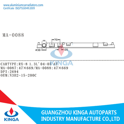 De Radiatorplastiek rx-8 1.3L'04-05 Mazda van de watertank na Marktradiator leverancier