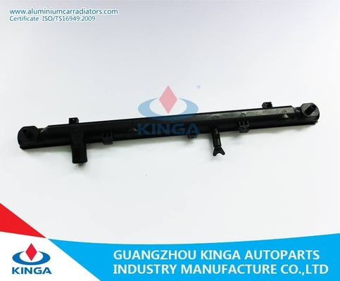 Toyota Camry 2006 ACV40-van de de Radiator Plastic Tank van MT van de de Bodemradiator de Tankvervanging leverancier