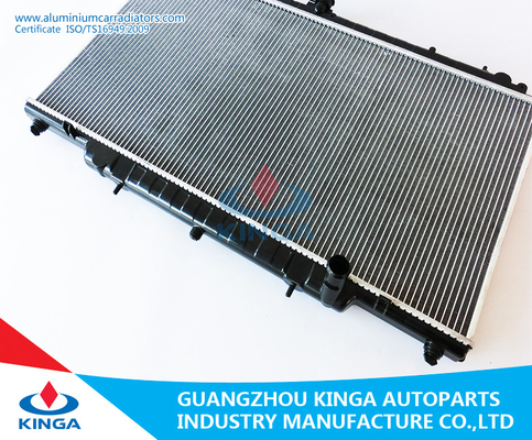 De Radiators van de het Aluminiumauto van de koelsysteemindustrie voor MT 21410-VB000 van Nissan SAFARI'97-99 WGY61 leverancier