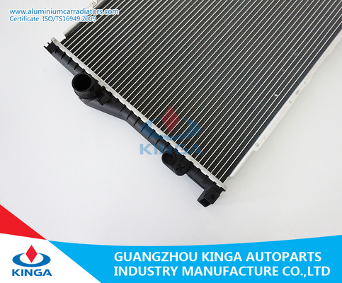 OEM 2246010 BMW de Radiators van de Aluminiumauto van 728/735/740 I'98 7E38 MT leverancier