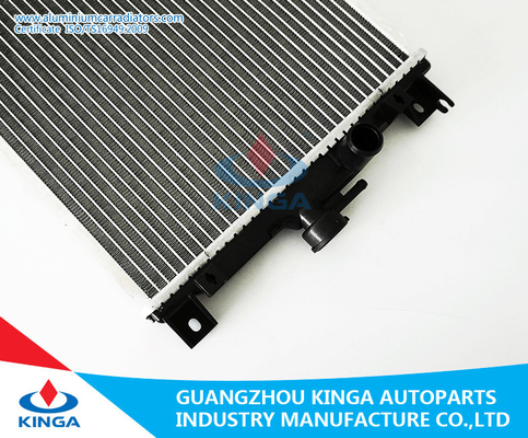 SUZUKI-de Radiators van de Aluminiumauto voor van de de Radiatorventilator van MT van 1991 VLUGGE 1.0i/1.3i OEM 17700-80E00 leverancier