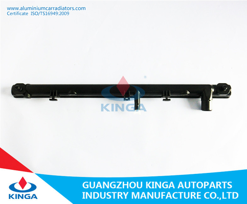 De sterke Plastic Tank van Hardheidsraidator voor Toyota Camry 03-06 Mcv MT 30 leverancier