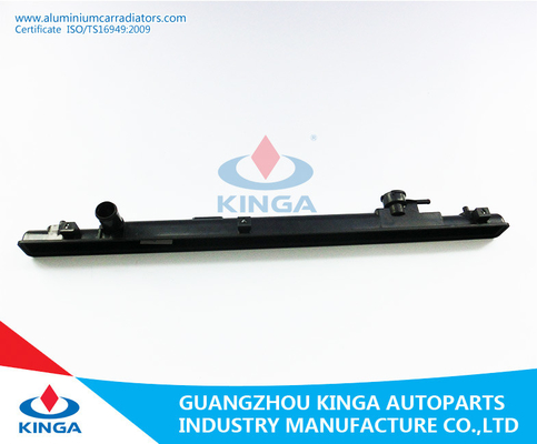 Radiator Plastic Tank, het Watertank van Autotoebehoren voor LEXUS'95-99 RX300 leverancier