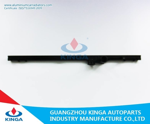 OEM 16400-46600 Radiator Plastic Tank voor Autoradiator TOYOTA Crown'98 JZS155 BIJ leverancier